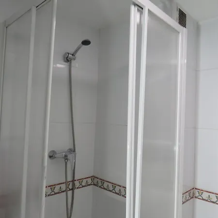 San Pedro 43 Vut * Lugo